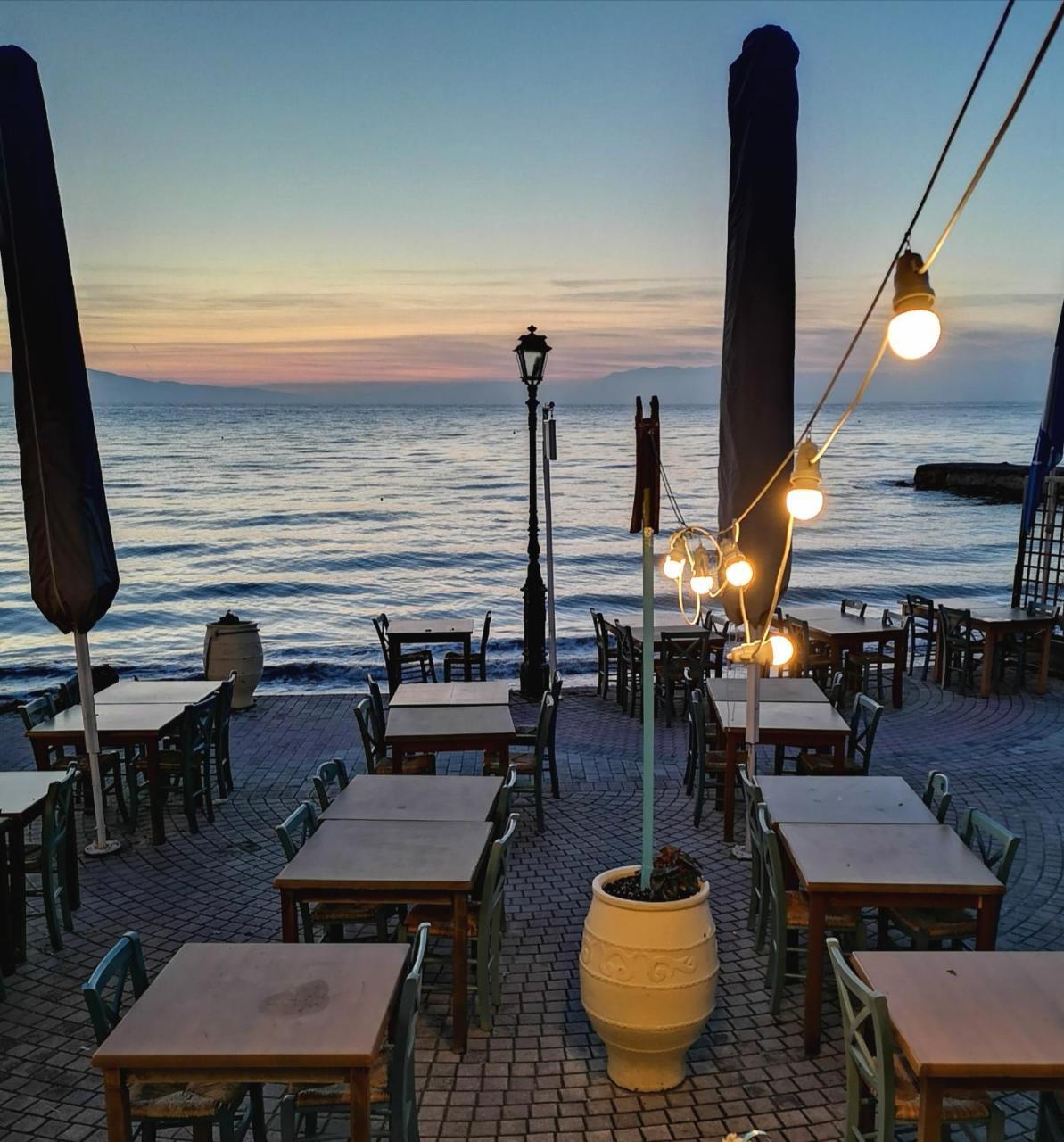 Acrogiali Sunshine Holiday home *
